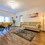 Apanoxa Homes I Zentral I Business - Und Ferienapartment Straubing