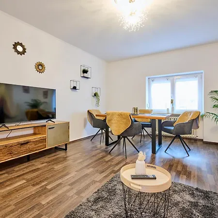 Apanoxa Homes I Zentral I Business - Und Ferienapartment * Straubing
