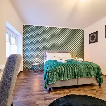 Apanoxa Homes I Zentral I Business - Und Ferienapartment * Straubing